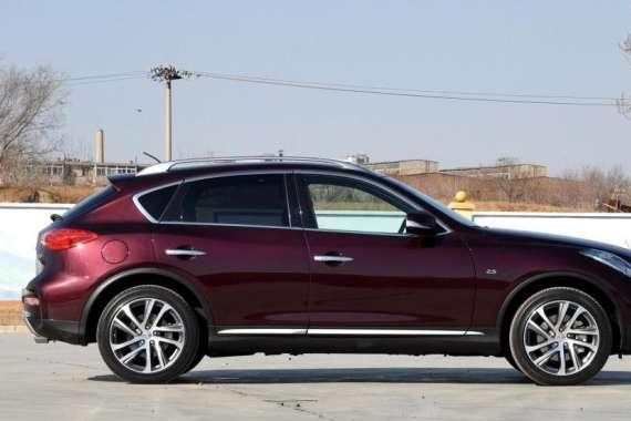 30万不到, 3.7L V6自吸+全时四驱, 果断放弃奥迪Q7