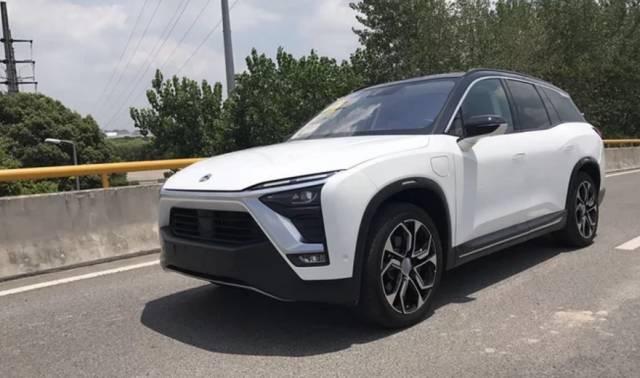 说实话,在它面前我可能不会选保时捷