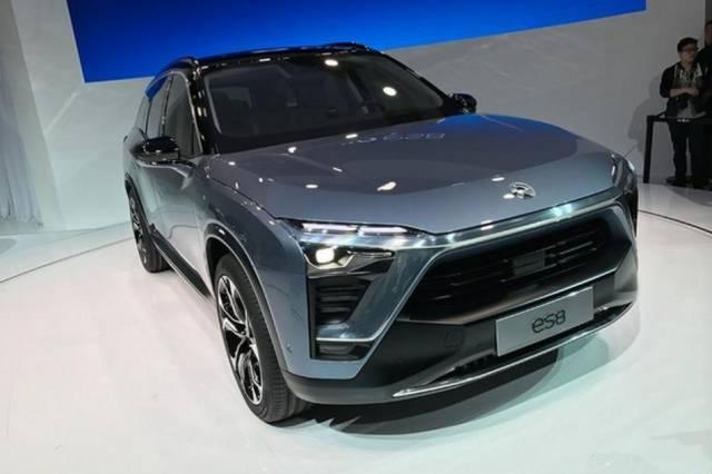 说实话,在它面前我可能不会选保时捷