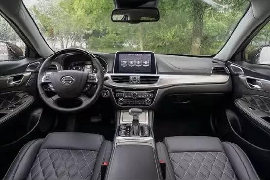 比宝马5系便宜50万,G20指定接待座驾,尺寸超博瑞