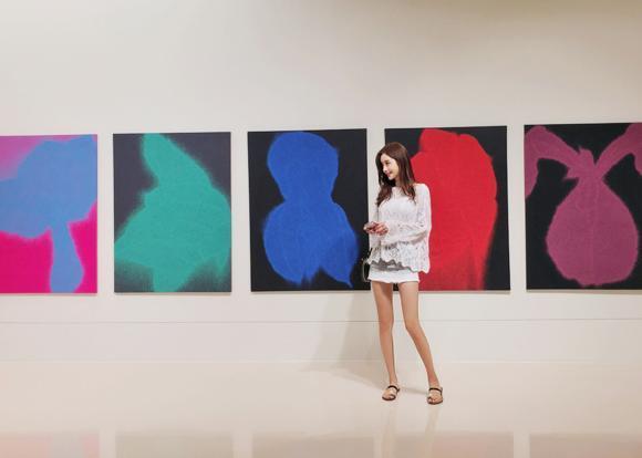 孙允珠网状衫大长腿超短牛仔裙, 尽态极妍, 绝色