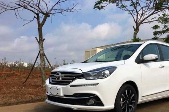 有轿车的舒适，MPV的空间和SUV的座椅布局！谁？