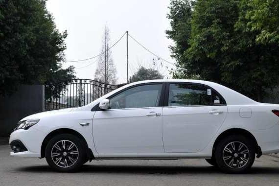 颜值完胜思域, 空间比捷达大, 无钥匙进入启动,仅5万