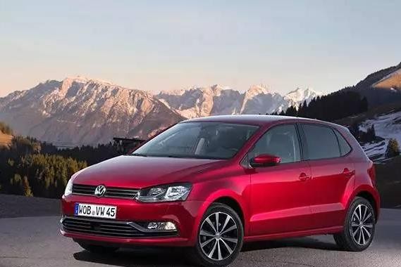 德系“小菠萝”PK“超跑”GK5，冤家路窄谁更强？