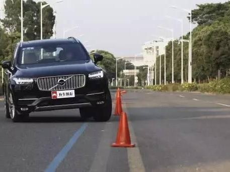 36.74米就刹停！全球最安全的SUV果然名不虚传！