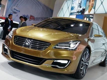 铃木首款轿跑车，颜值盖过大众CC，10万左右会卖疯