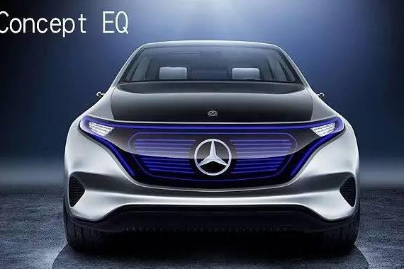 奔驰电动车终于亮相，这前脸你一定看不习惯