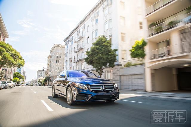 奔驰四驱系统这么低调,难道是越野太差见不得人?