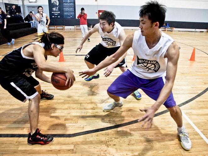 NBA训练师水平到底如何?库杜詹轮流挑训练师