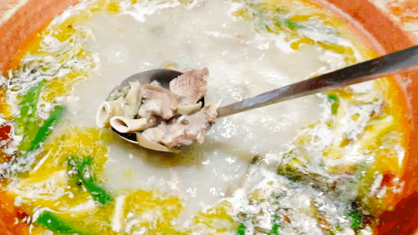 秋风起,羊肉香,快来干了这碗羊肉汤!