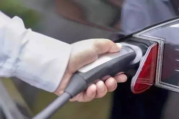 3年后Ta将充电5分钟续航5小时