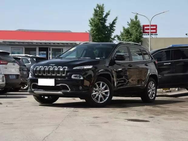 纯电动不靠谱?那是因为你没开过云度π1!