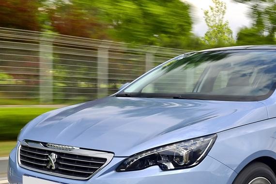 国人买车都会选这高大上配置！现在4万起的车就有了