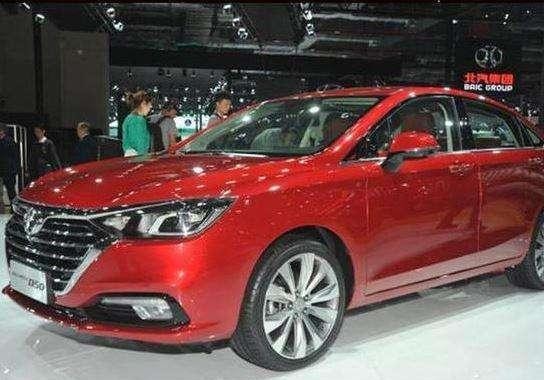 全新设计配悬浮大屏, 国产“小奔驰”尺寸超速腾