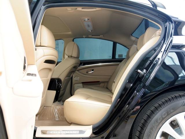 车头像奔驰S级,车尾像宝马,听到车名却没人敢买了