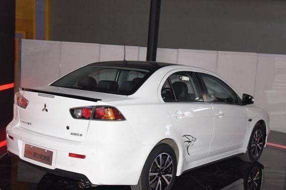 青春不散场，“它”仍旧是我的轿跑梦