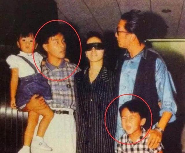 看了谢霆锋和陈冠希的幼年照终于明白张柏芝儿子像谁