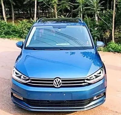 空间超大，配置还高，开这款车能载一家人自驾出行！