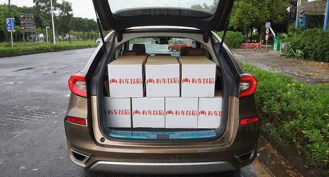 用料最NB的日系SUV,其乘坐空间也是同级最大!