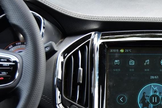 买12寸平板电脑送“高颜值”汽车, 国产SUV仅7万起!