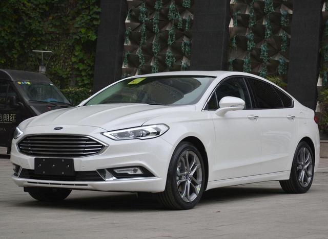 喜欢轿车必须得看这三款!配置颜值性价比,全部最高