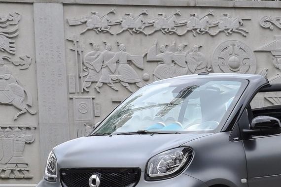 和跑车一样拉风，这6款带无框车门的车最便宜12万起