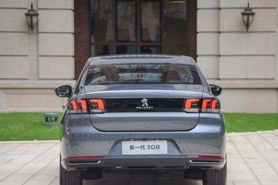 剑走偏锋、这台法系车终于走上高峰