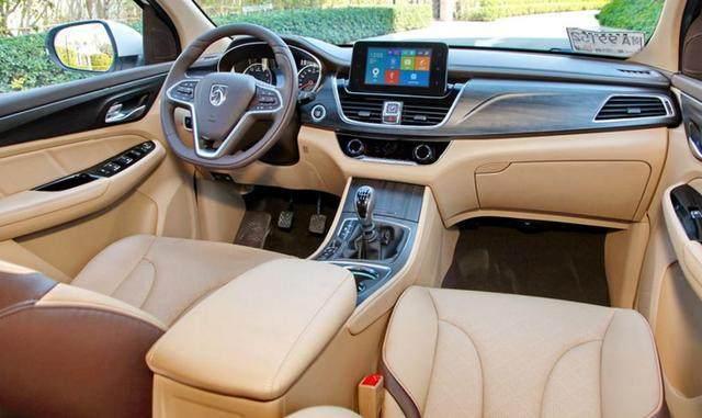 宝骏730称最强MPV,全景独悬,其它10万级MPV咋办