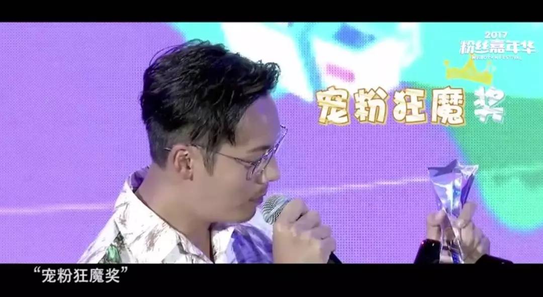 还记得好久之前网上疯传的那张动图吗?