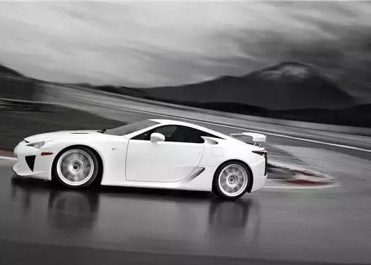 汽车文化不是说有就有的，年轻人们需要从爱车做起