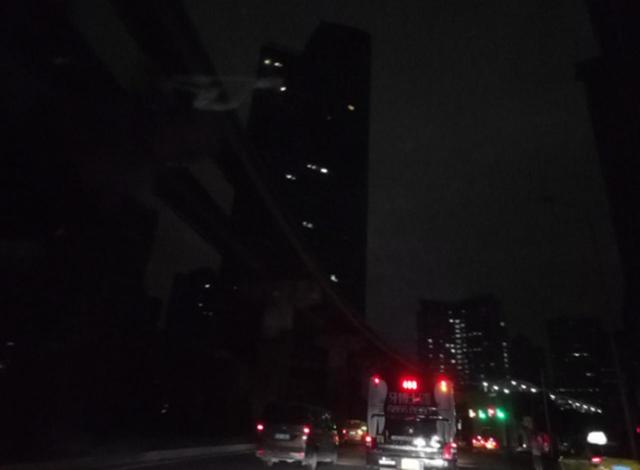 丝绸之路自驾三人行首站—追思汶川品锅庄民俗