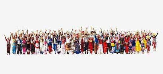 2020中国56民族人口排名_中国不止56个民族,这个族群人口近百万却未被承认