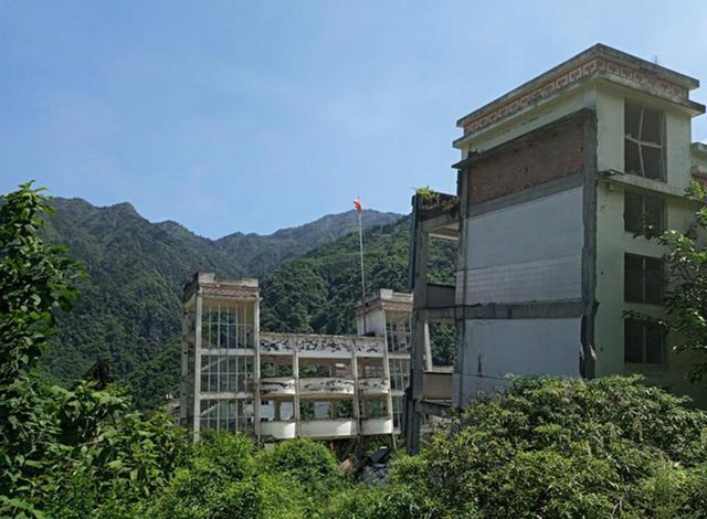 丝绸之路自驾三人行首站—追思汶川品锅庄民俗