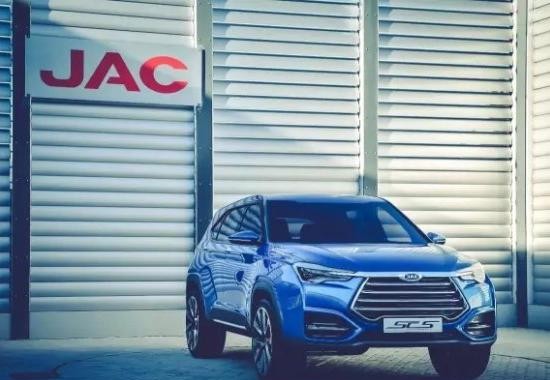 国产颜值担当王者风范，亲民售价才卖10万！