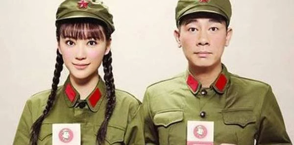 娱乐圈颜值最高的十张结婚证件照：邓超孙俪第二