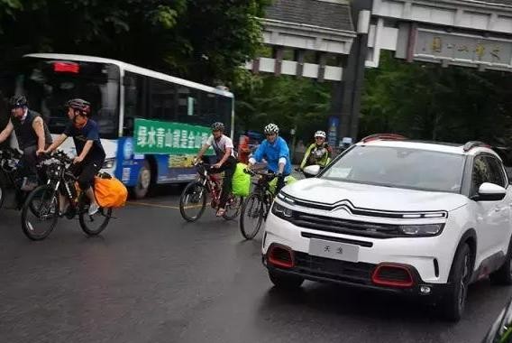 比CR-V便宜1.5万 搭载1.6T/1.8T 百公里油耗7.4L