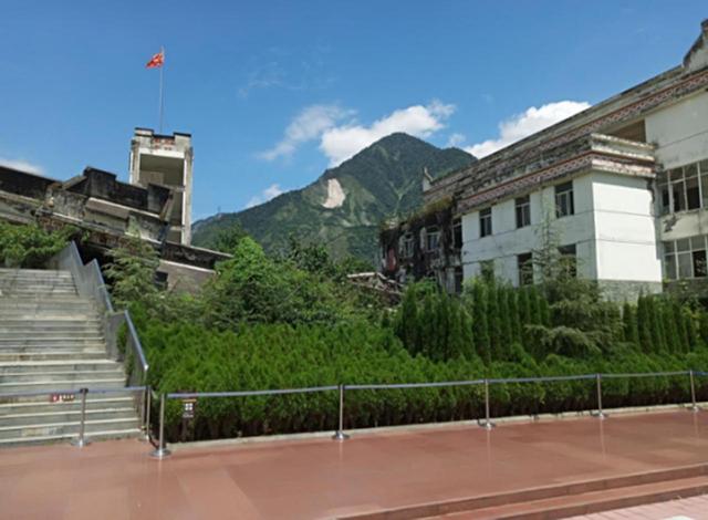 丝绸之路自驾三人行首站—追思汶川品锅庄民俗