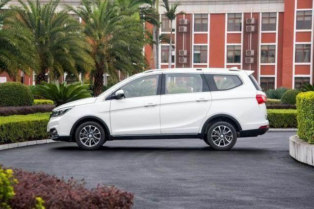 宝骏730称最强MPV,全景独悬,其它10万级MPV咋办