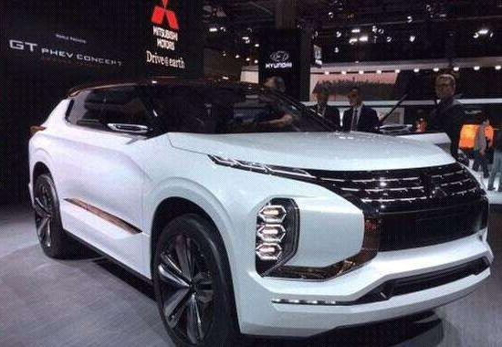 比路虎揽胜霸气, 内饰比宝马豪华, 混动四驱, 15万起