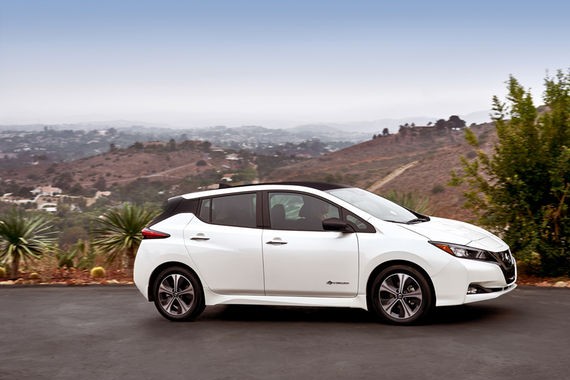 日产酝酿电动车家族 跨界车10月东京首秀