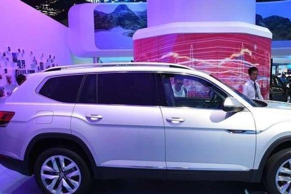 大众终于放下架子, 豪华配置+超大空间, 价格亲民