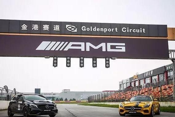 价值5万元的驾驶培训课程，学完就是半个赛车手了