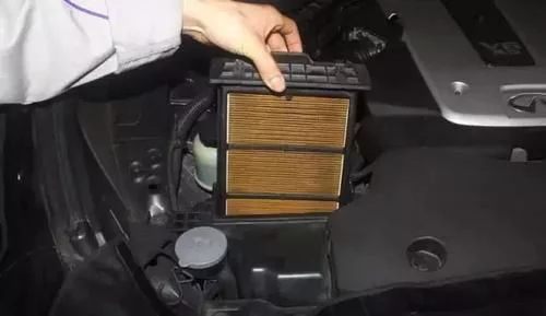 什么国家的车最难维修?维修工:德系奔驰!