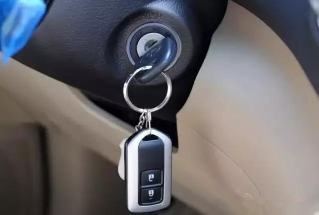 车主大呼“反人类”,盘点汽车身上的奇葩设计