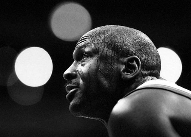 nba球星侧脸照:科比迷人绅士,詹皇霸气无双!