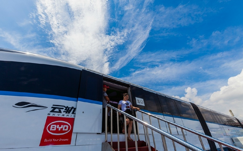 昨天,比亚迪斩获淮安市500辆新能源大巴车订单