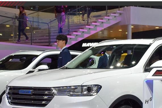 今年最火国产SUV!不到7万就能买到自动挡了！