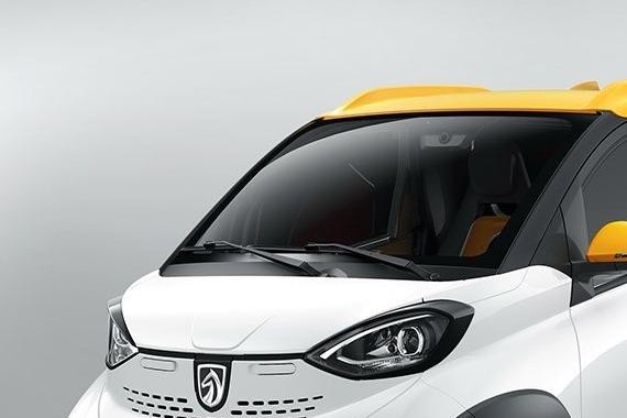 宝骏E100就是个大玩具,充满电可以跑155公里