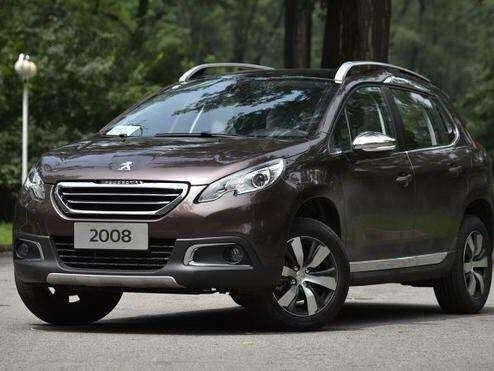 标配全景天窗8寸大屏,合资才卖9万多, H6又添劲敌