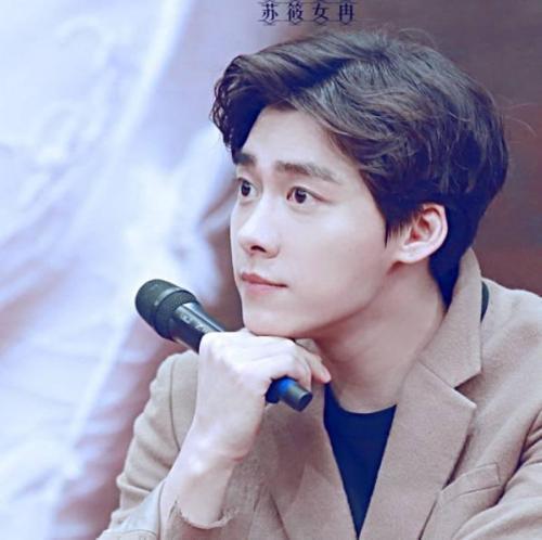 李易峰《在纽约》九月份开拍,女主却仍在猜测